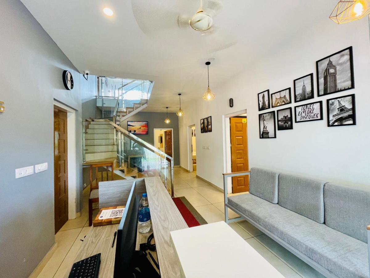 Oceana Hills Residency 호텔 Alappuzha 외부 사진