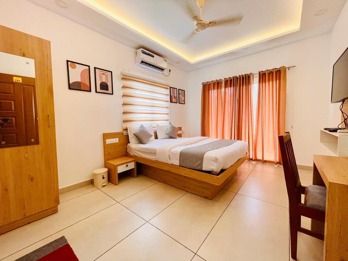Oceana Hills Residency 호텔 Alappuzha 외부 사진